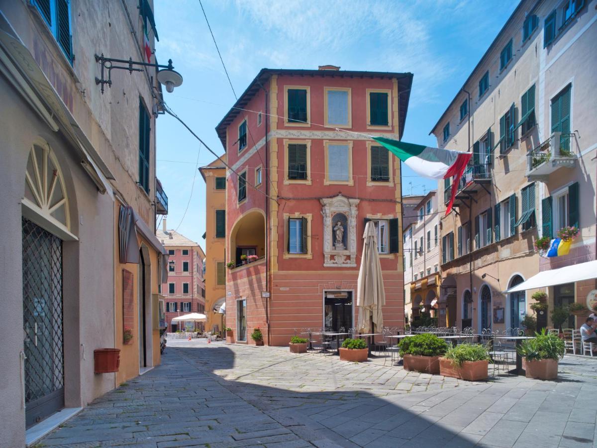 Hotel 2 Passi Dal Mare Finale Ligure Exterior foto